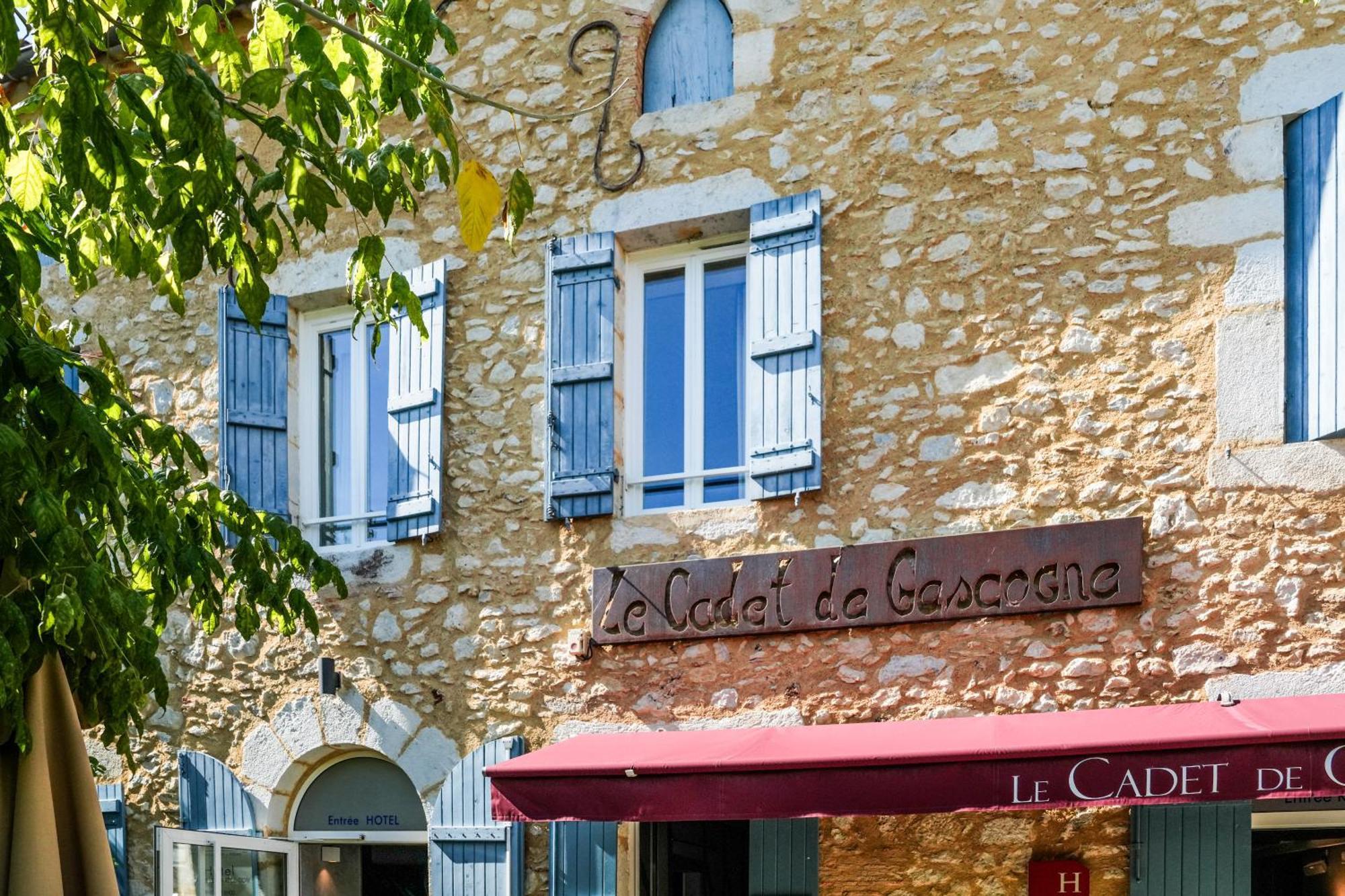 Logis Hotel & Restaurant Le Cadet De Gascogne Saint-Justin  Dış mekan fotoğraf