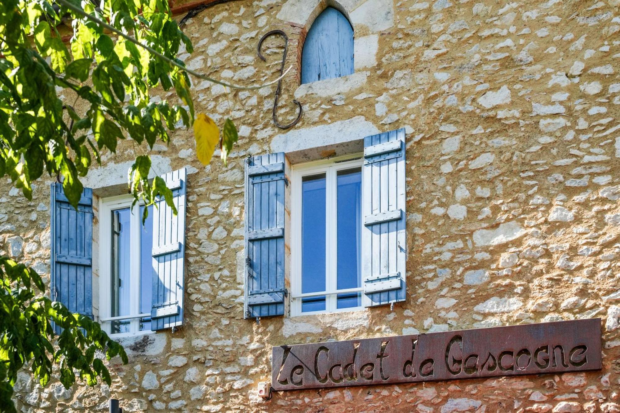Logis Hotel & Restaurant Le Cadet De Gascogne Saint-Justin  Dış mekan fotoğraf