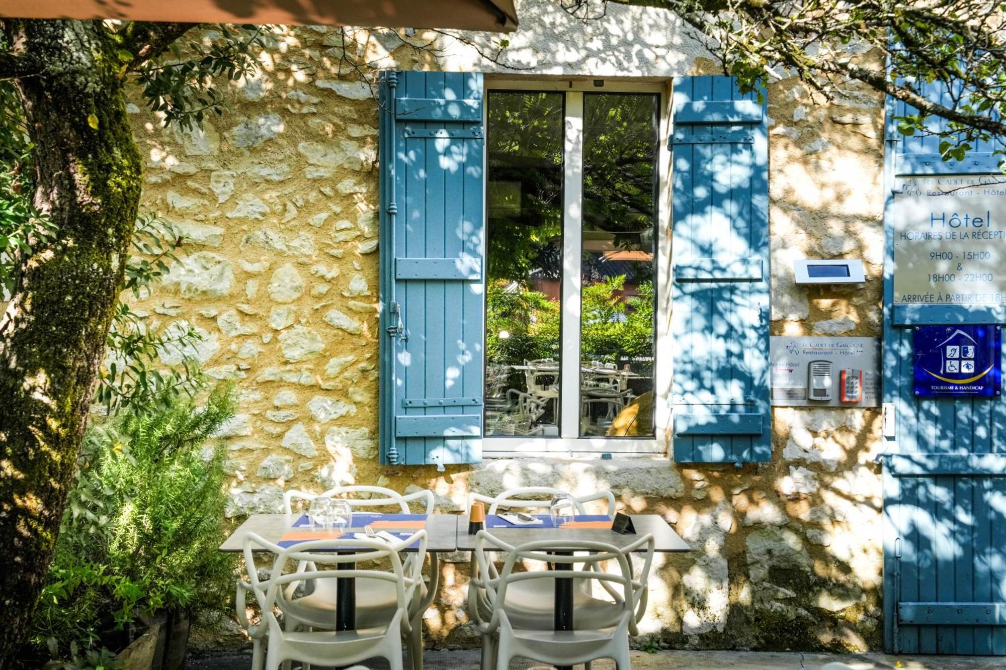 Logis Hotel & Restaurant Le Cadet De Gascogne Saint-Justin  Dış mekan fotoğraf